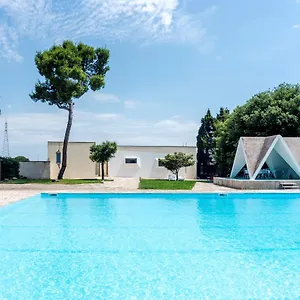 kolor-bb.lecce-hotels.com/
