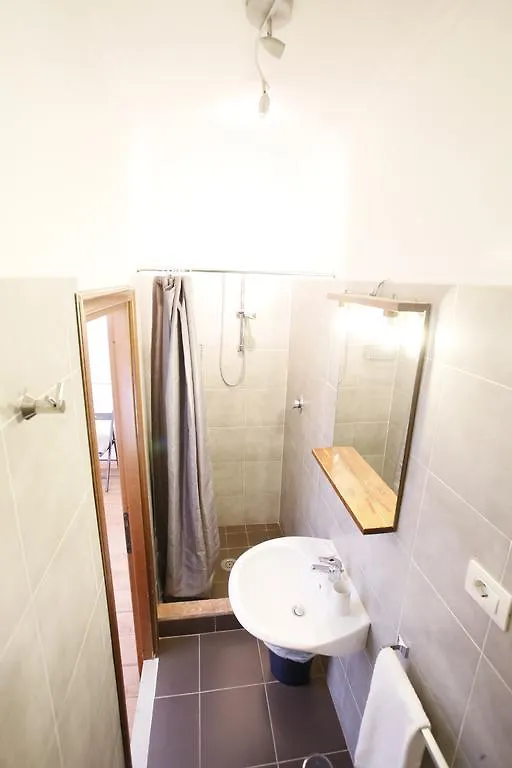 Bed & Breakfast Flavia 84 Roma Italia